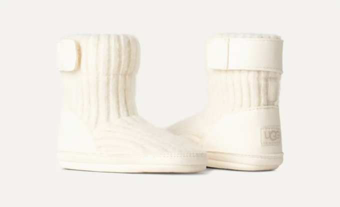Skylar en UGG Beanie