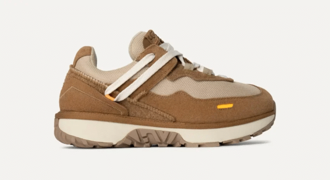 UGG RetroFi Laag