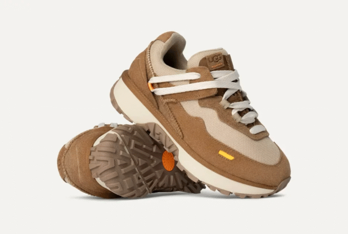 UGG RetroFi Laag