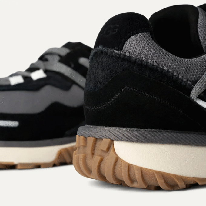 UGG RetroFi Laag