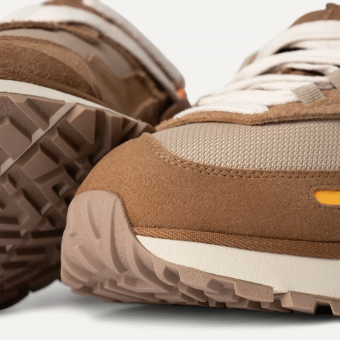 UGG RetroFi Laag