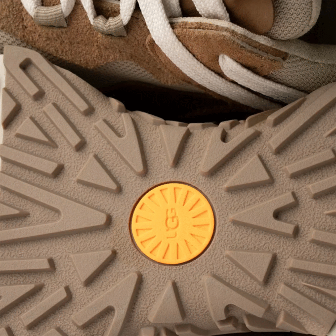UGG RetroFi Laag