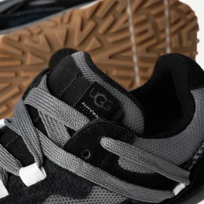 UGG RetroFi Laag
